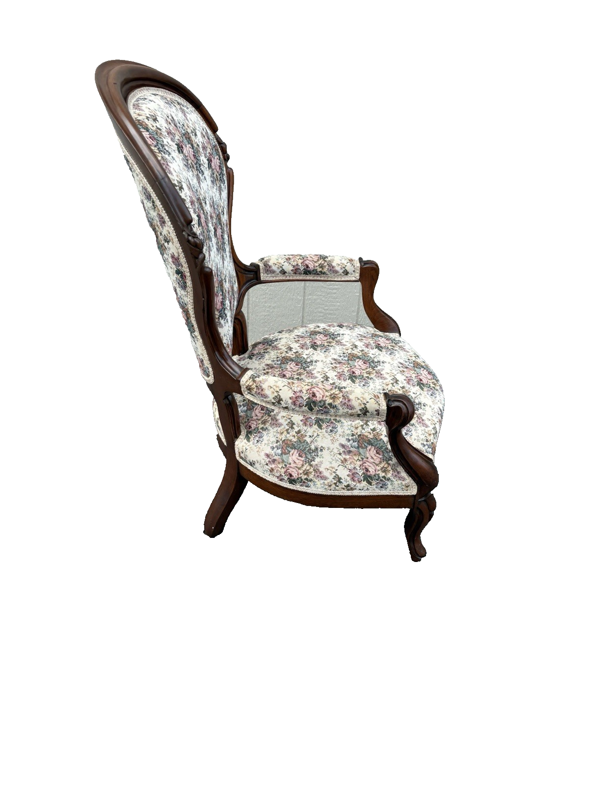 00001 Antique Victorian Walnut Armchair Chair