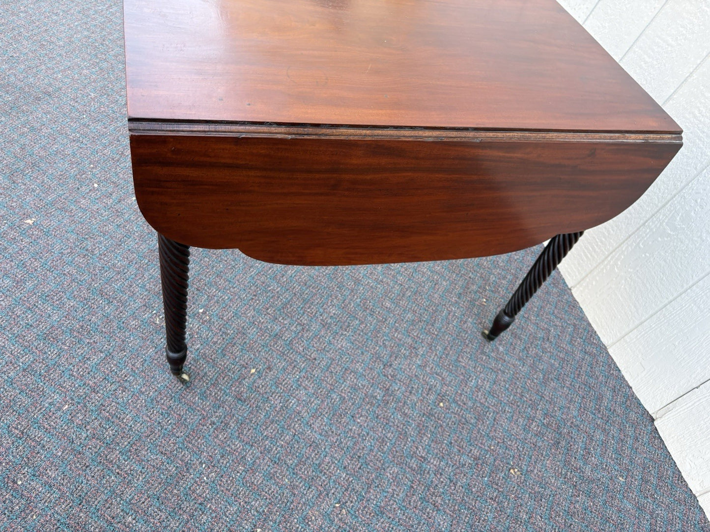 67126 Antique Mahogany Dropleaf Dining Table Hand Made