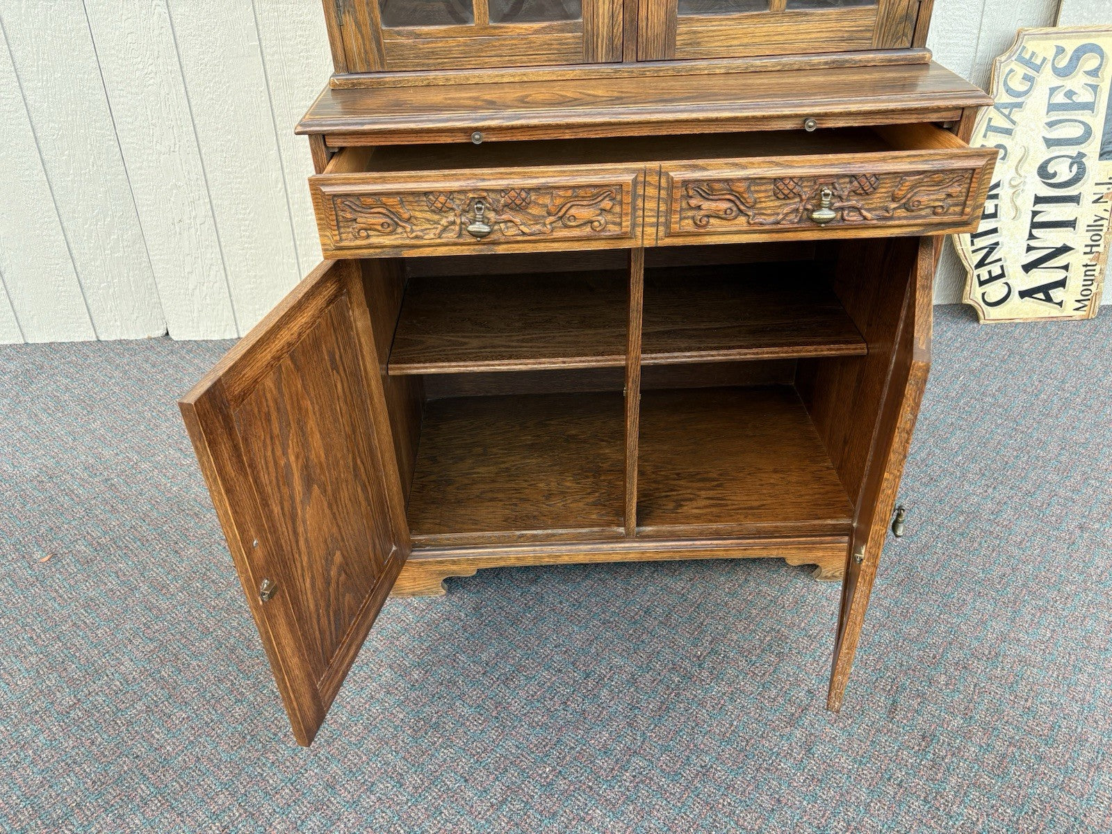 67133 FEUDAL Oak 2 Piece China Cabinet  Convex Glass in Doors