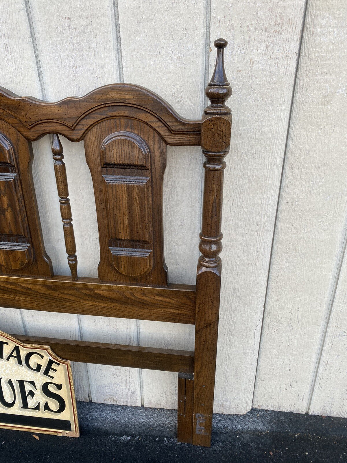 66224   Modern Oak Full or Queen Size Headboard Bed