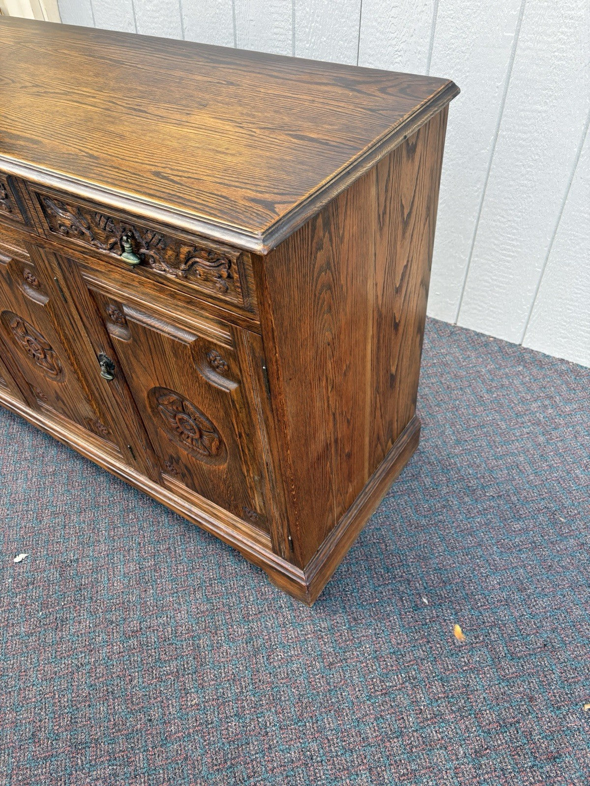 67134 FEUDAL Oak Sideboard Server Cabinet