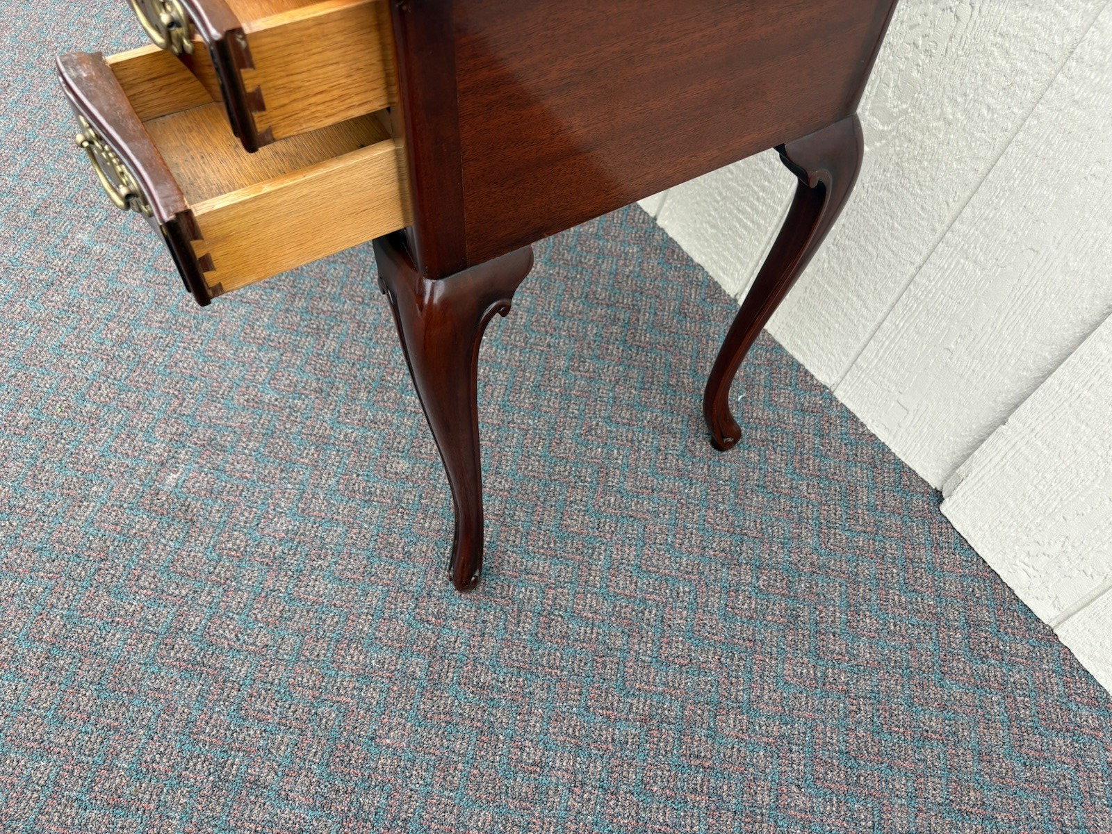 67068 WIDDICOMB Vanity Desk with Storage and Mirror