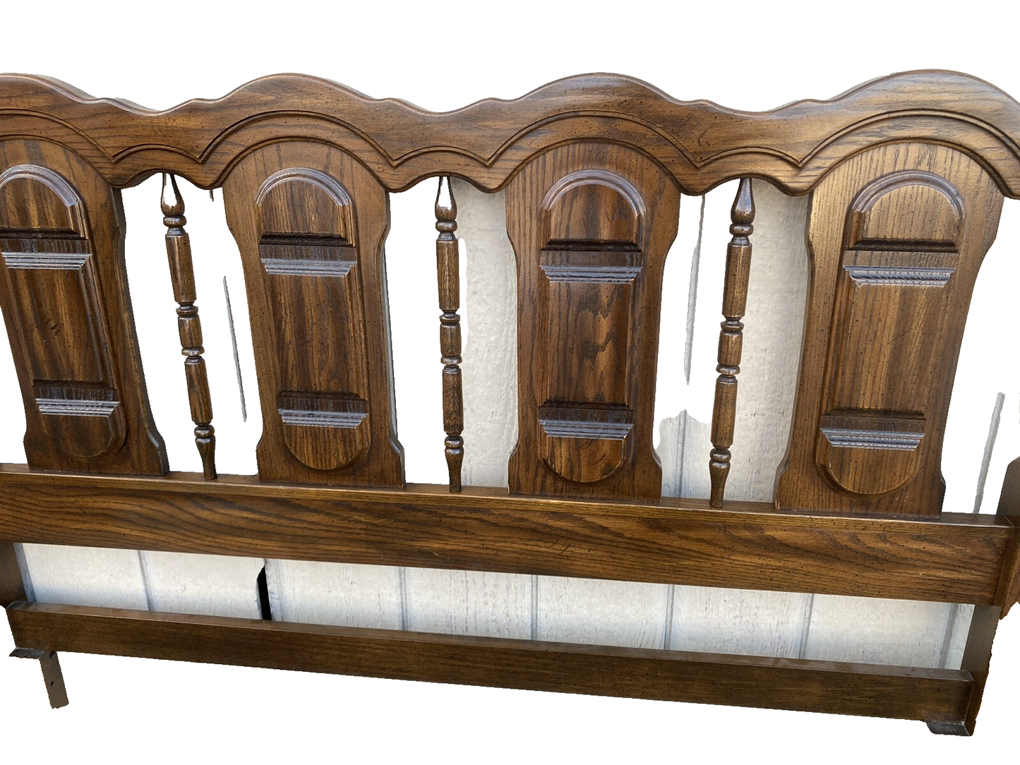 66224 Modern Oak Full or Queen Size Headboard Bed