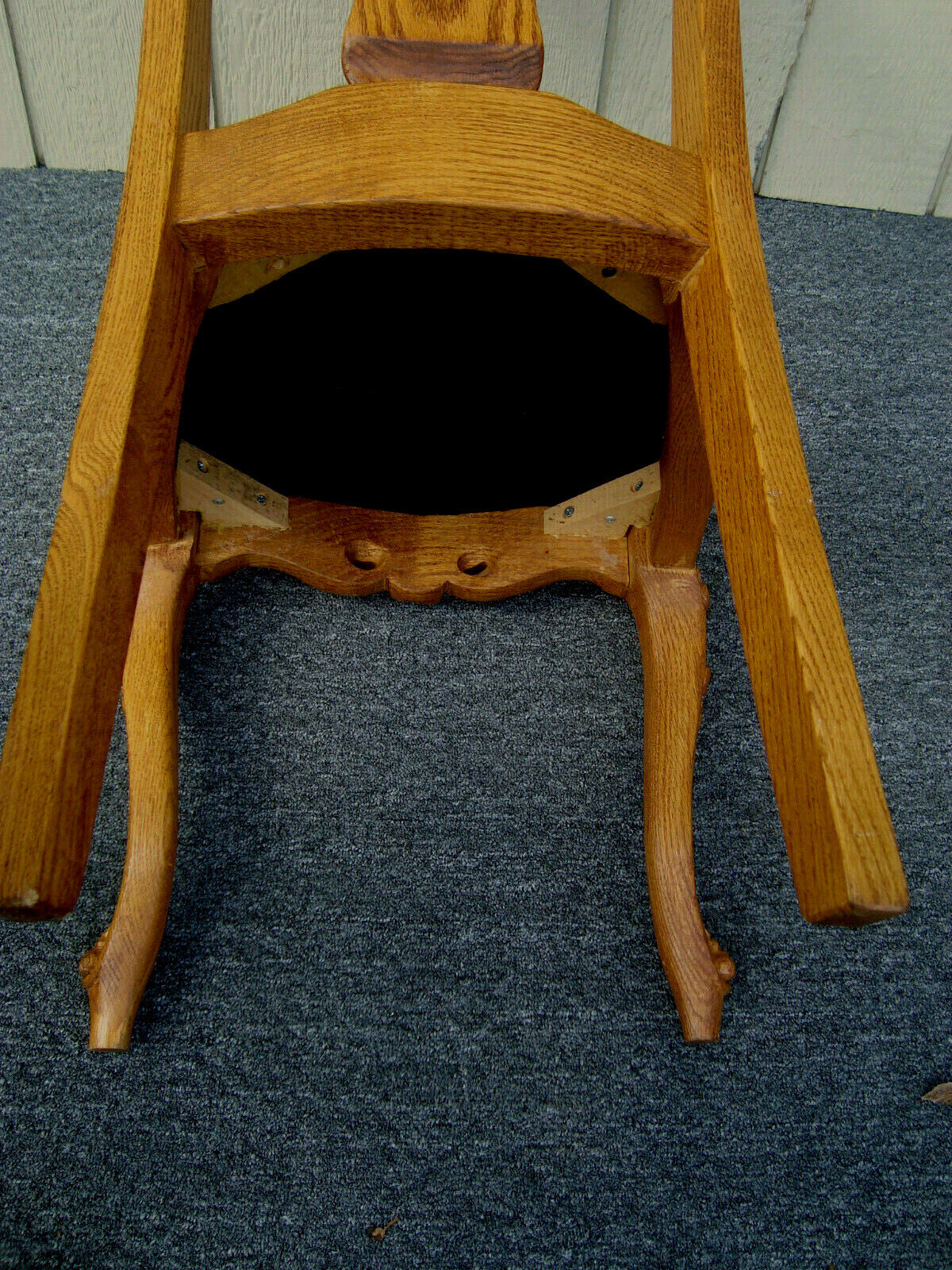 61327  Pair Solid Hand Carved Oak Dining Accent Chairs MONA LISA FURNITURE ??