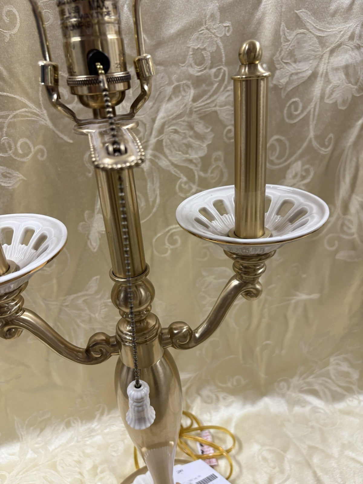 66559  Lenox Quoizel Candelabra Table lamp Ivory & Gold Porcelain  Solid Brass