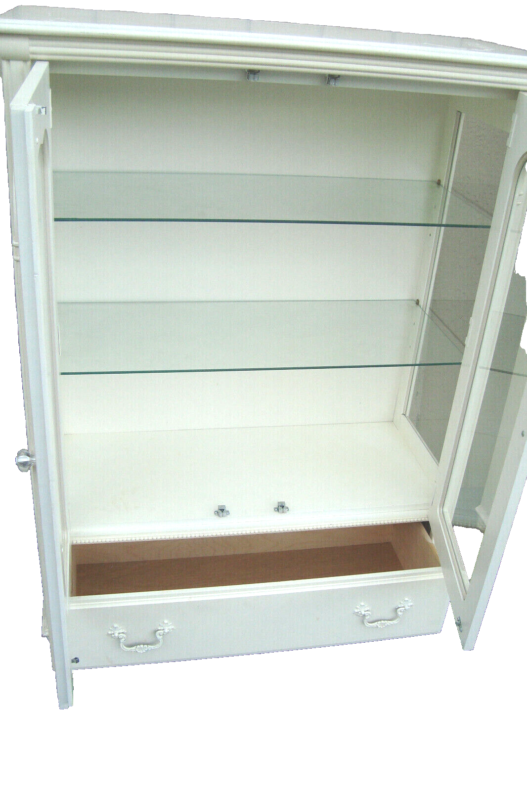 62077   Modern STANLEY Bookcase Curio Cabinet Factory Finish