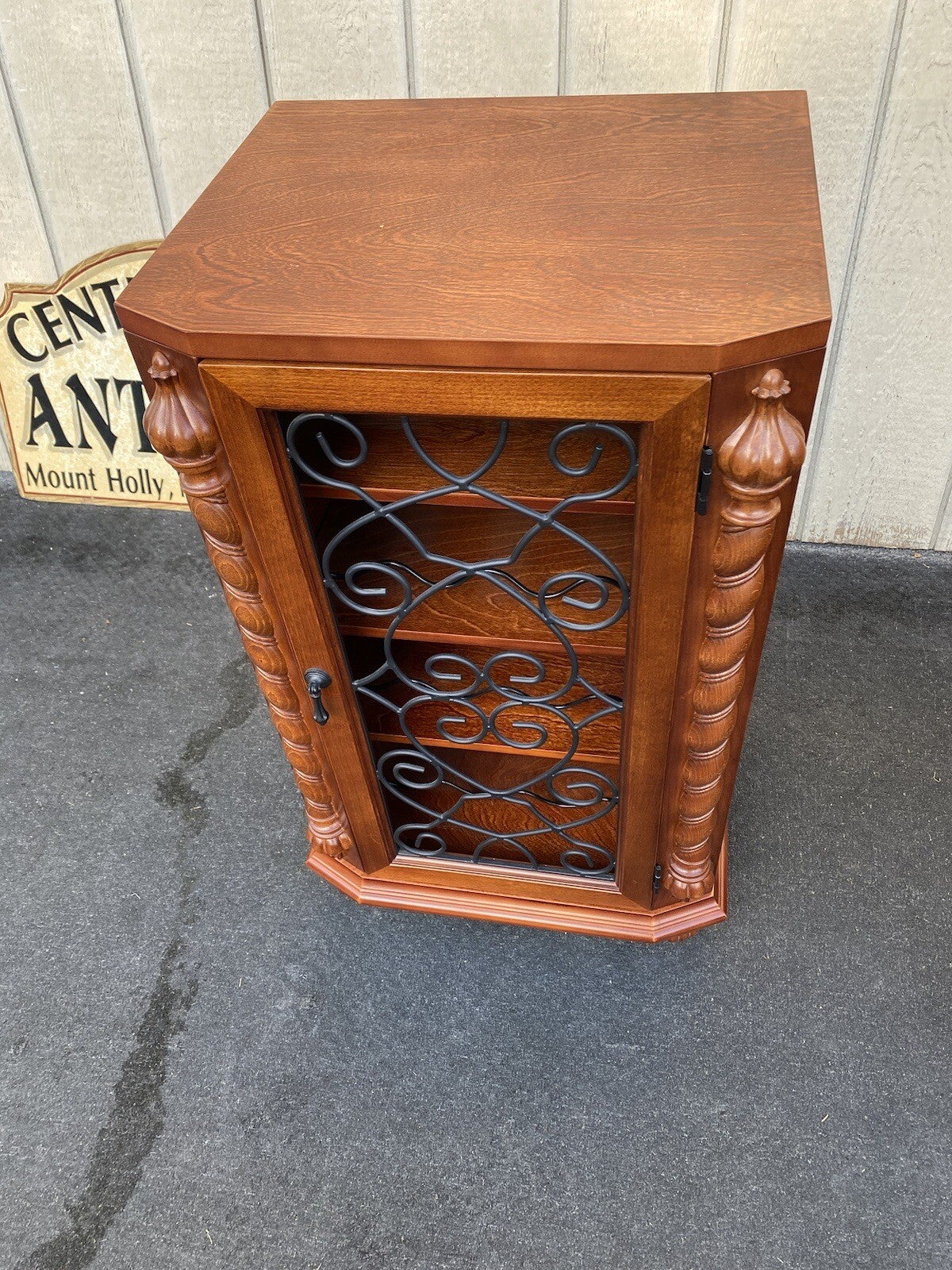 64917  Mahogany Nightstand End Table Stand Wine Rack