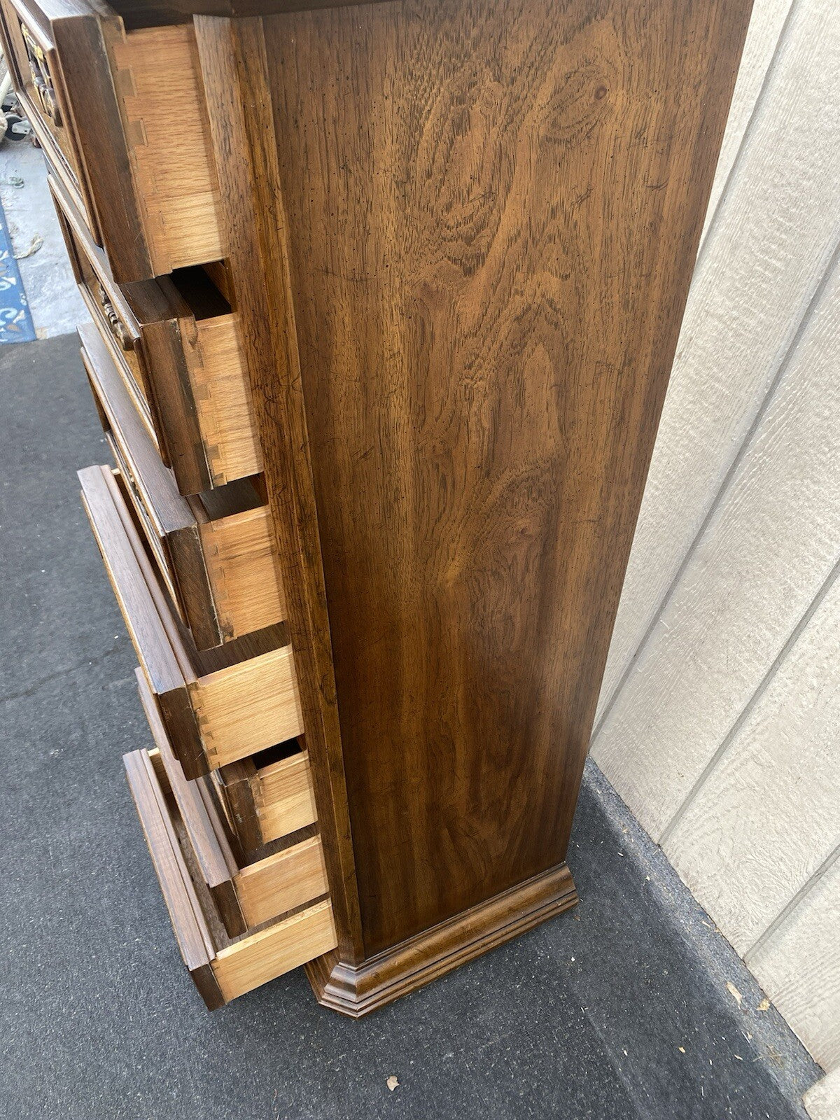 65711 DREXEL TALAVERA Lingerie Chest Dresser with felt lined top drawer