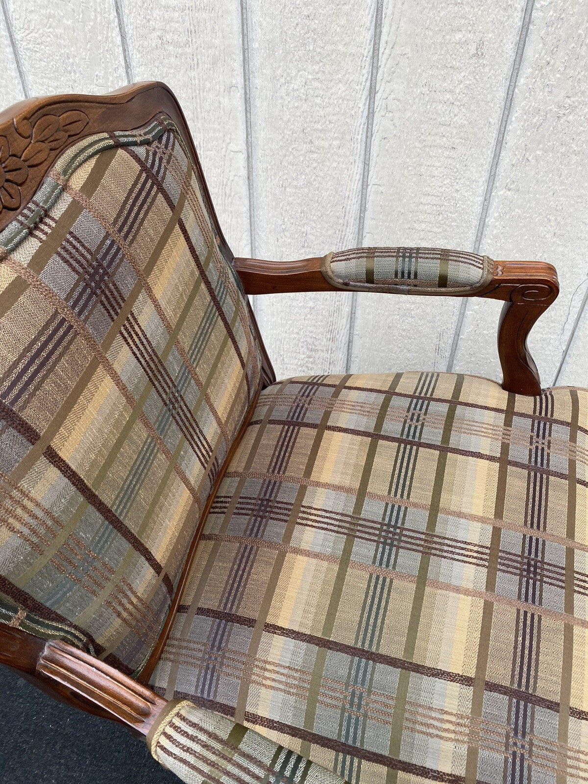 65910 French Country LLOYDS Furniture Bergere Armchair Chair