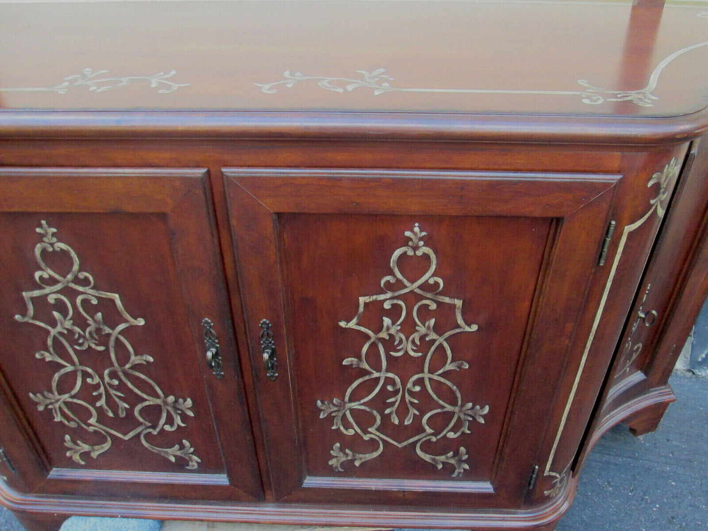 57287 LEXINGTON WAVERLY LARGE SIDEBOARD SERVER CABINET DRESSER W/ MIRROR