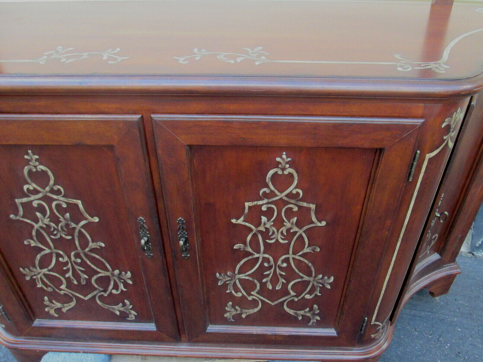 57287 LEXINGTON WAVERLY LARGE SIDEBOARD SERVER CABINET DRESSER W/ MIRROR