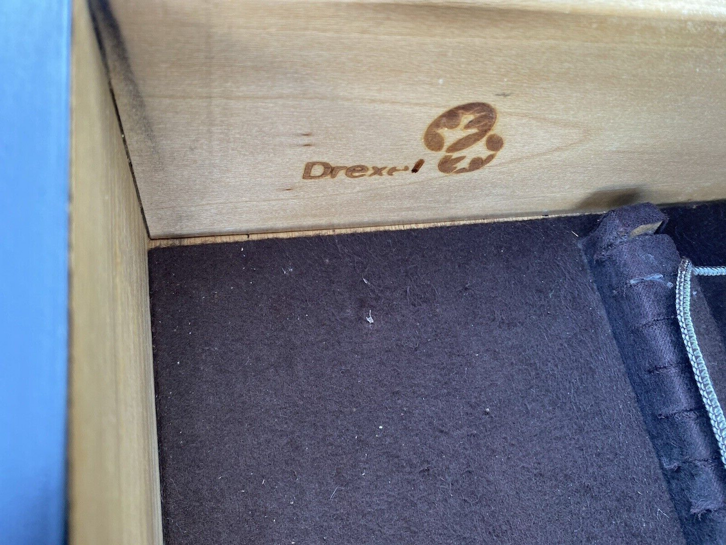 65857  DREXEL Oriental Bar Cart Server Sideboard with Flip top