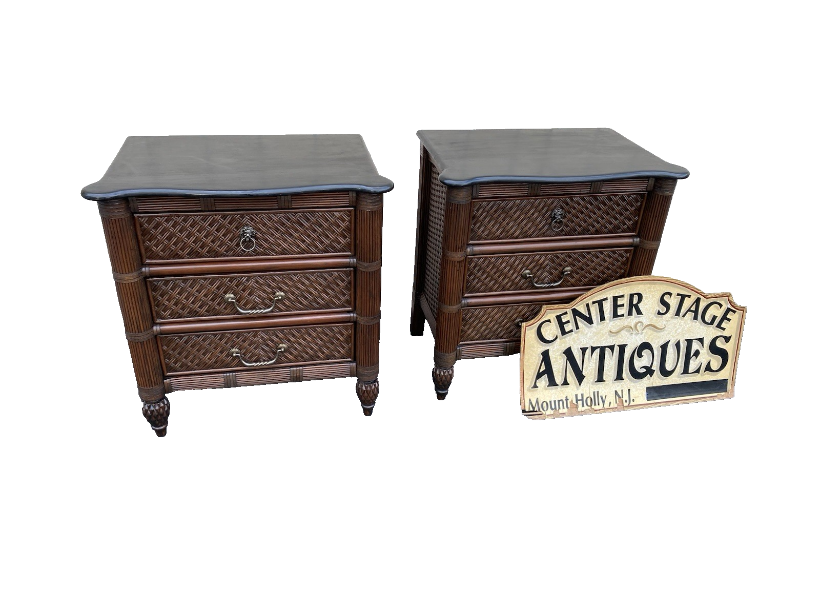 66651   Pair LEXINGTON Furniture Nightstand End Table Stand s