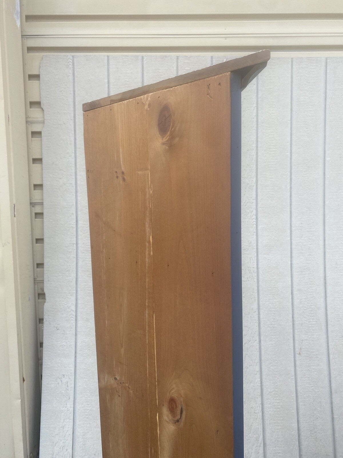 64580 Pine Country Corner Cabinet