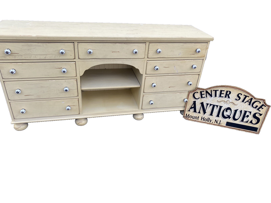65890 BROYHILL ATTIC Heirlooms Made Rustic Country Sideboard Buffet Server