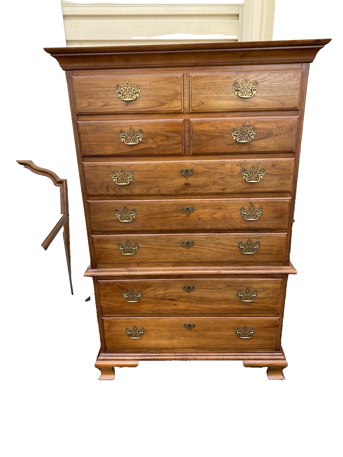 66572   THOMASVILLE Fisher  Park High Chest Dresser w/ Mirror Queen  Poster Bed