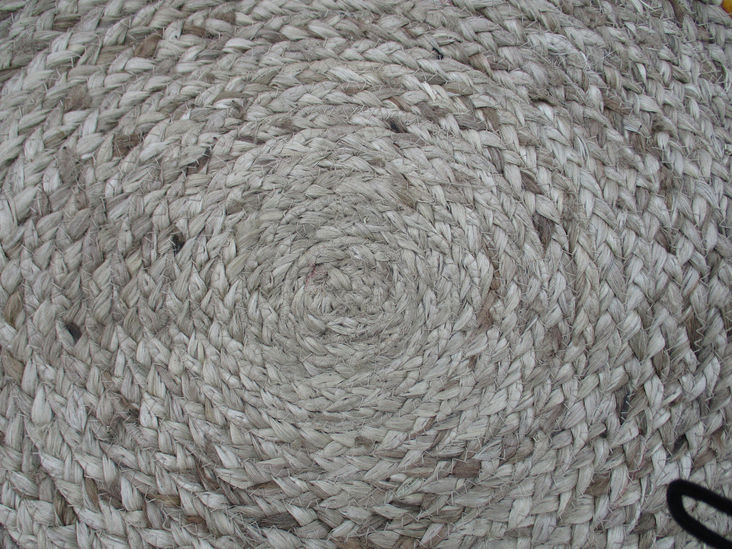 RUG 05:      Round 5 foot  10 inch   Rug    NU LOOM DISCOTEK