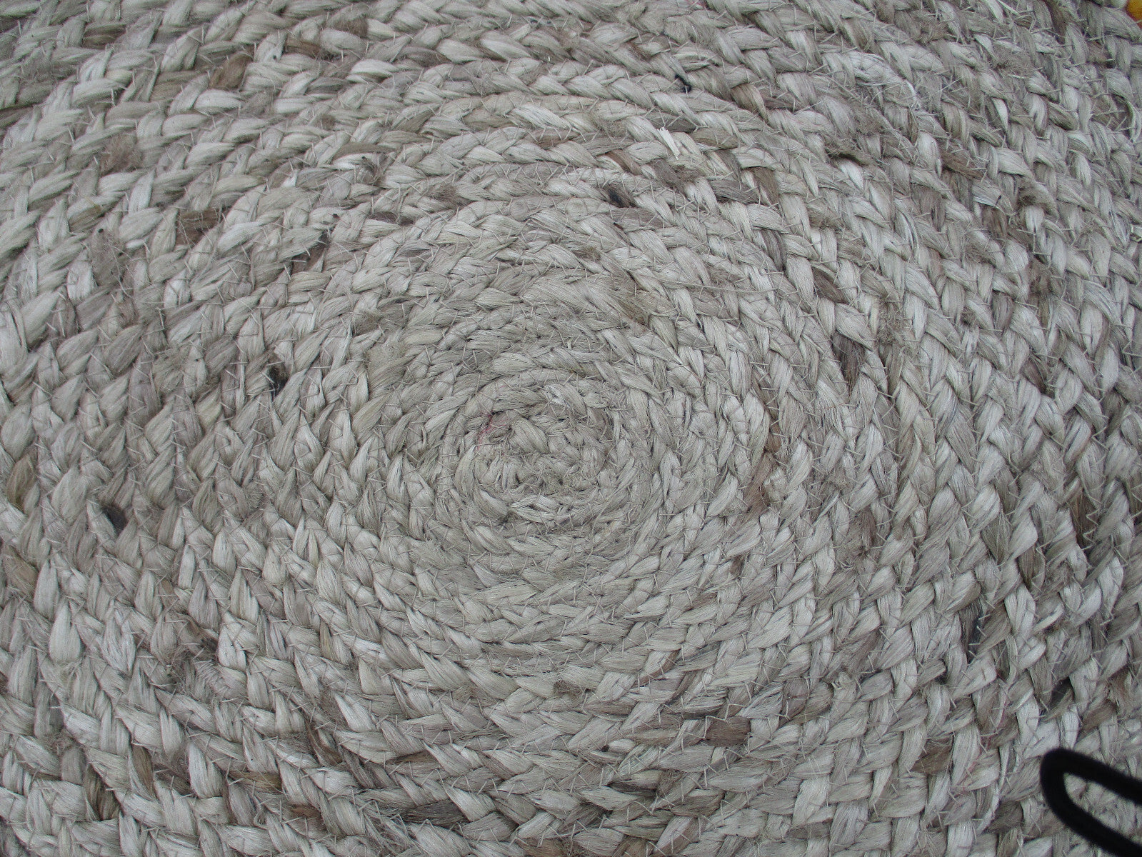 RUG 05:      Round 5 foot  10 inch   Rug    NU LOOM DISCOTEK