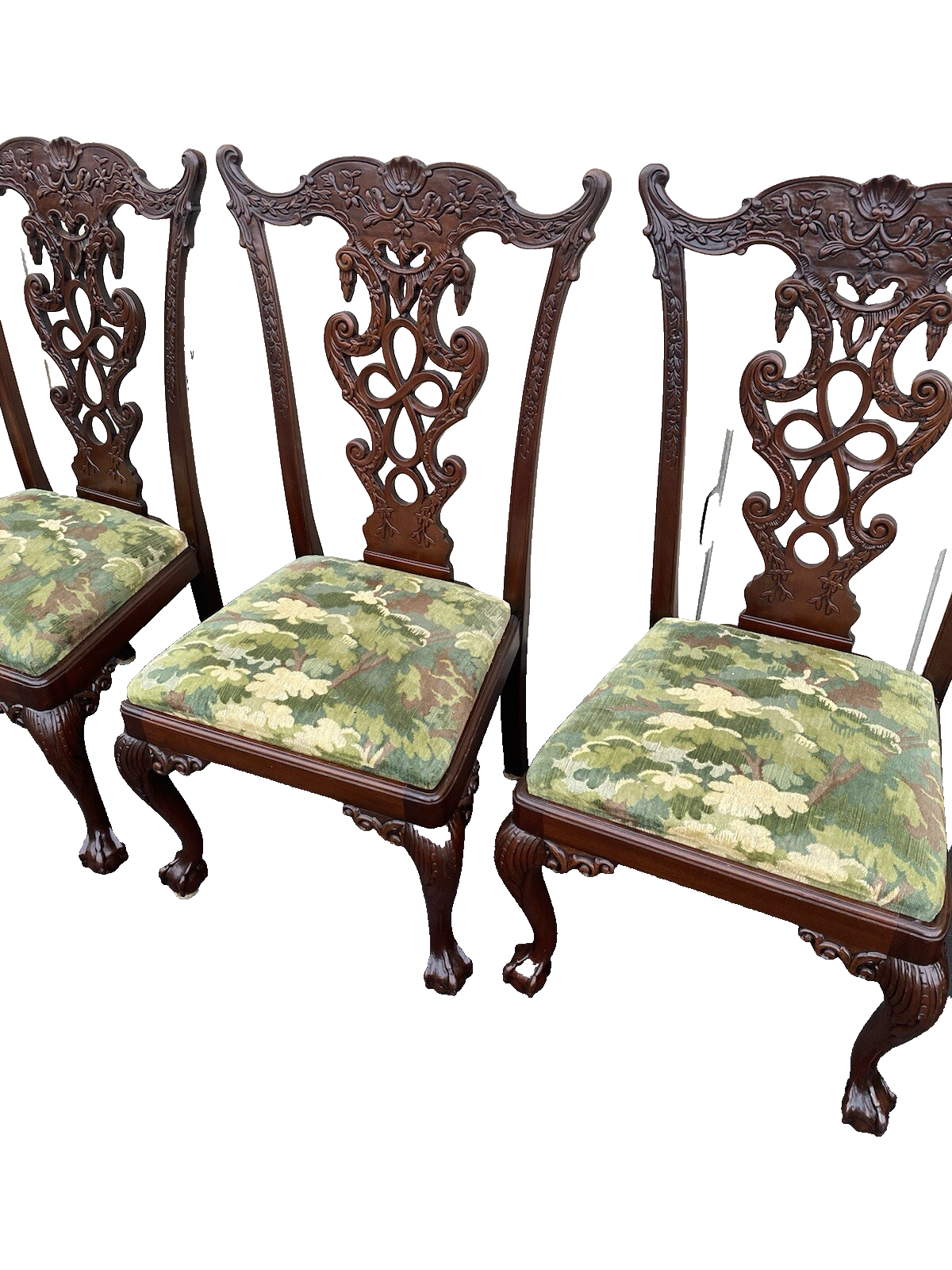 65650   Set of 8 Hand Carved Mahogany Dining Chair s