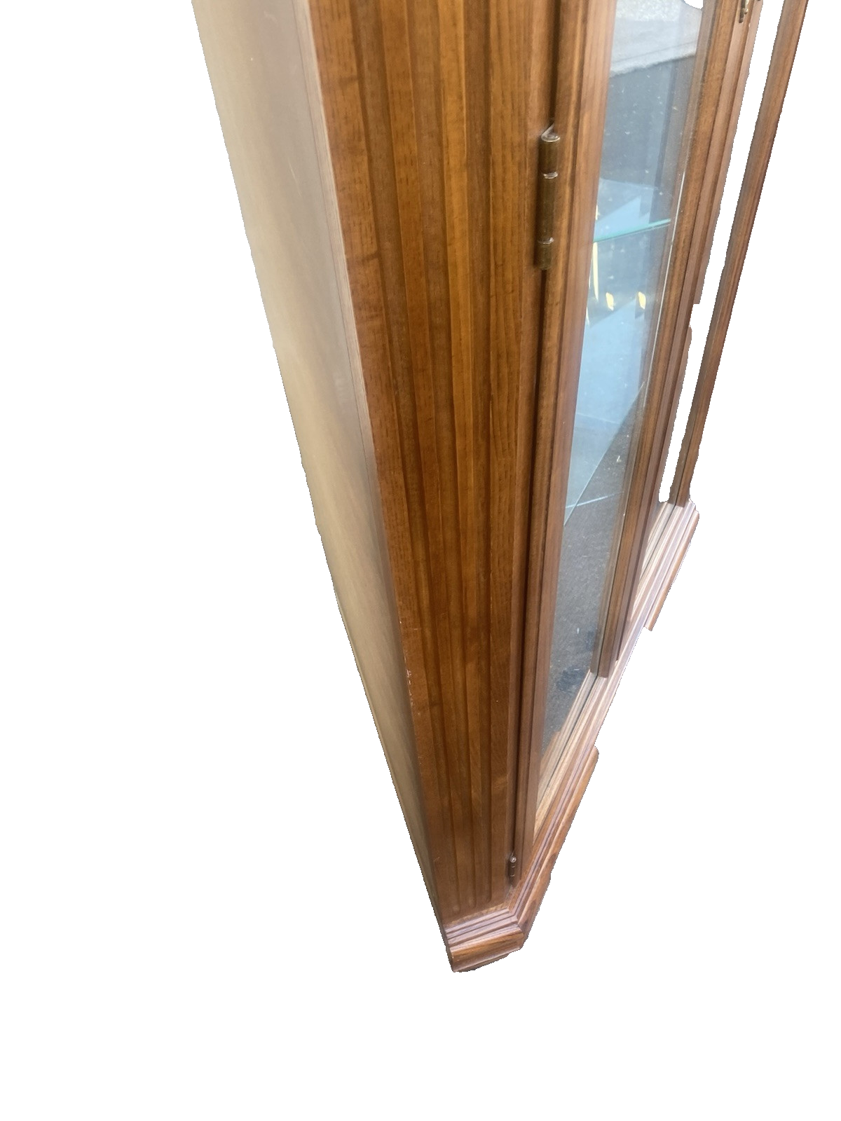 66429 Oak American of Martinsville  Furniture Corner China Curio Cabinet