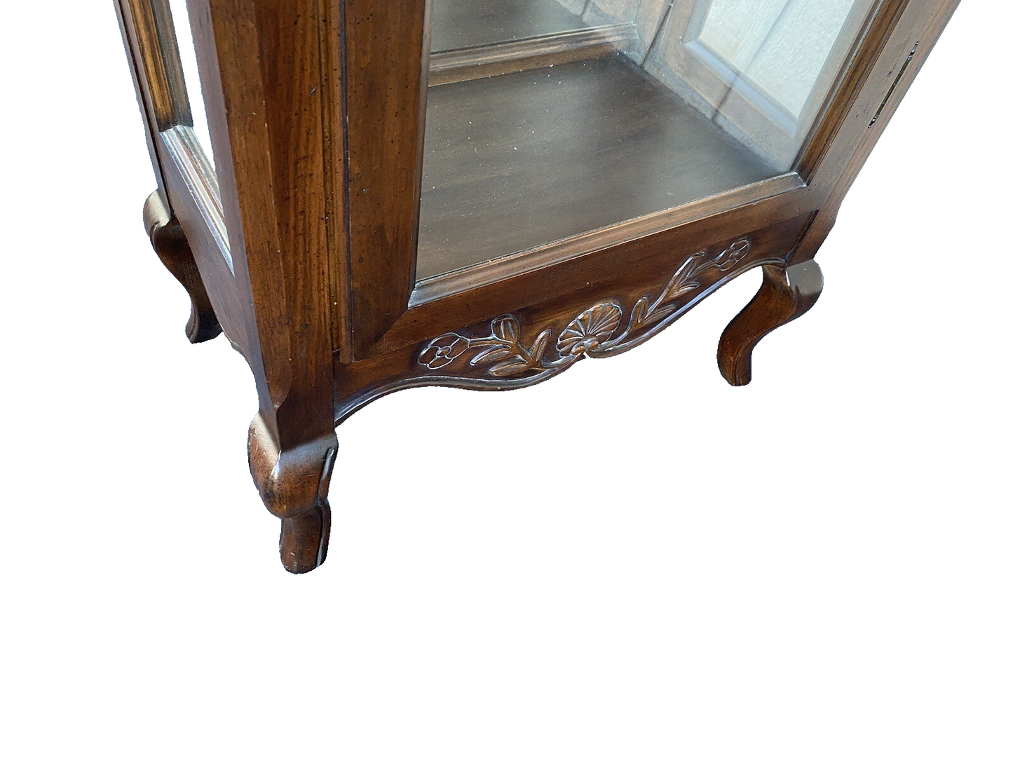 64836 HEKMAN Louis XV Lighted Curio China Cabinet