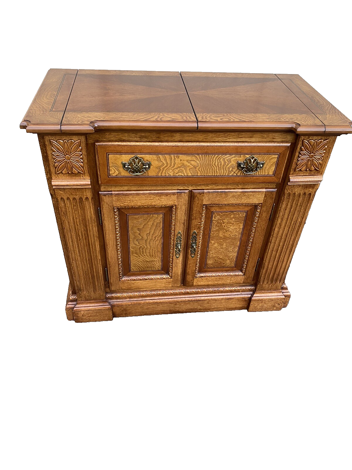 66098 Mahogany Universal Furniture Bar Cart Sideboard Server Cabinet