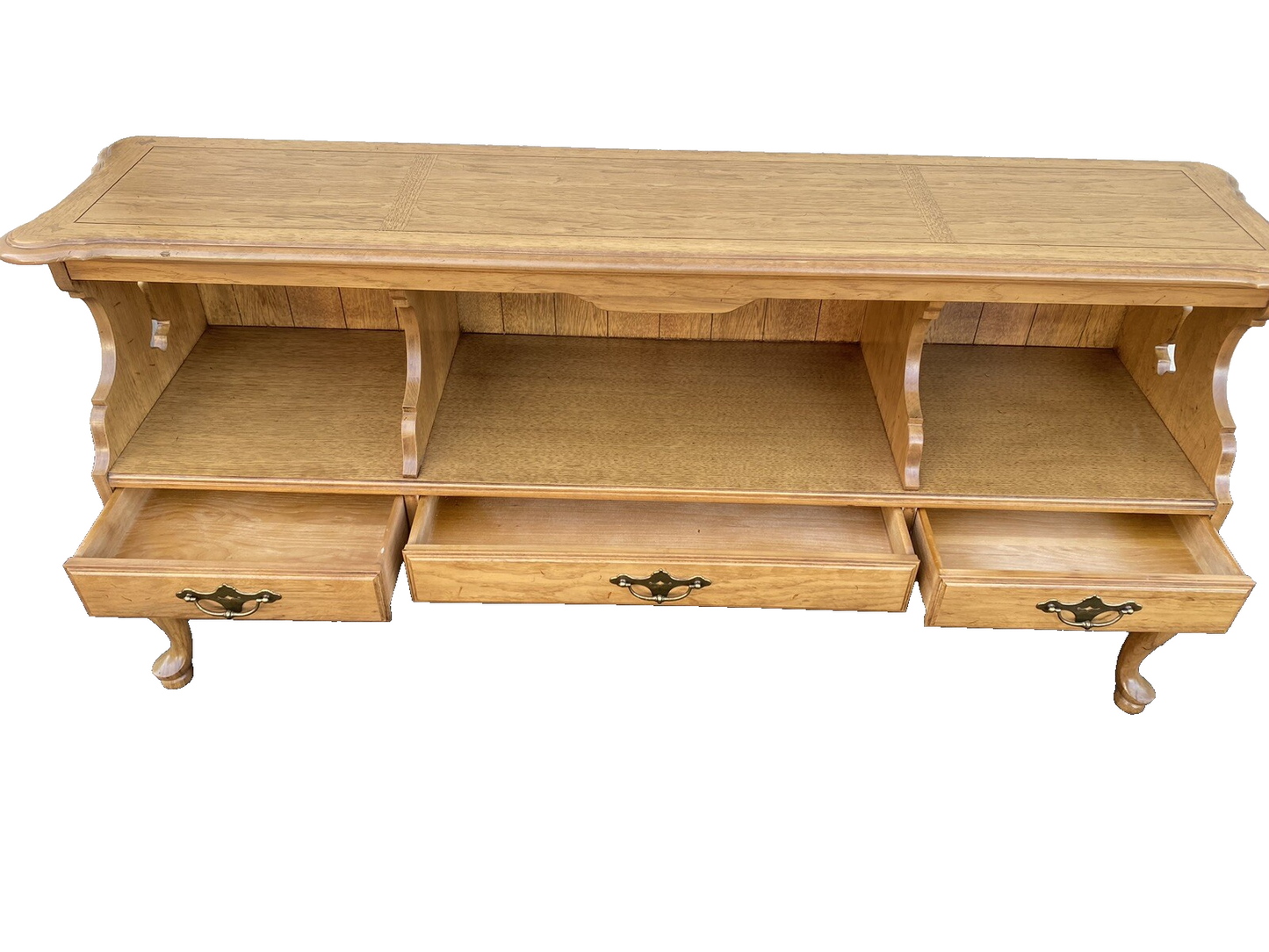 66219   Thomasville Country Manor  Oak Bookcase Curio Cabinet