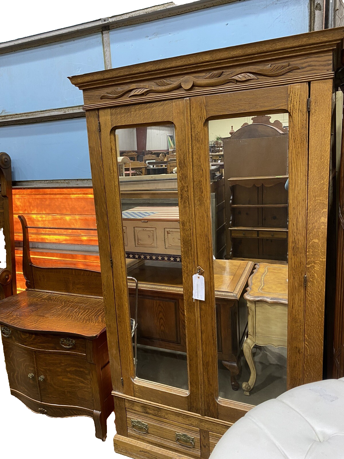 65564   Antique Victorian Oak 2 Door Wardrobe Cabinet