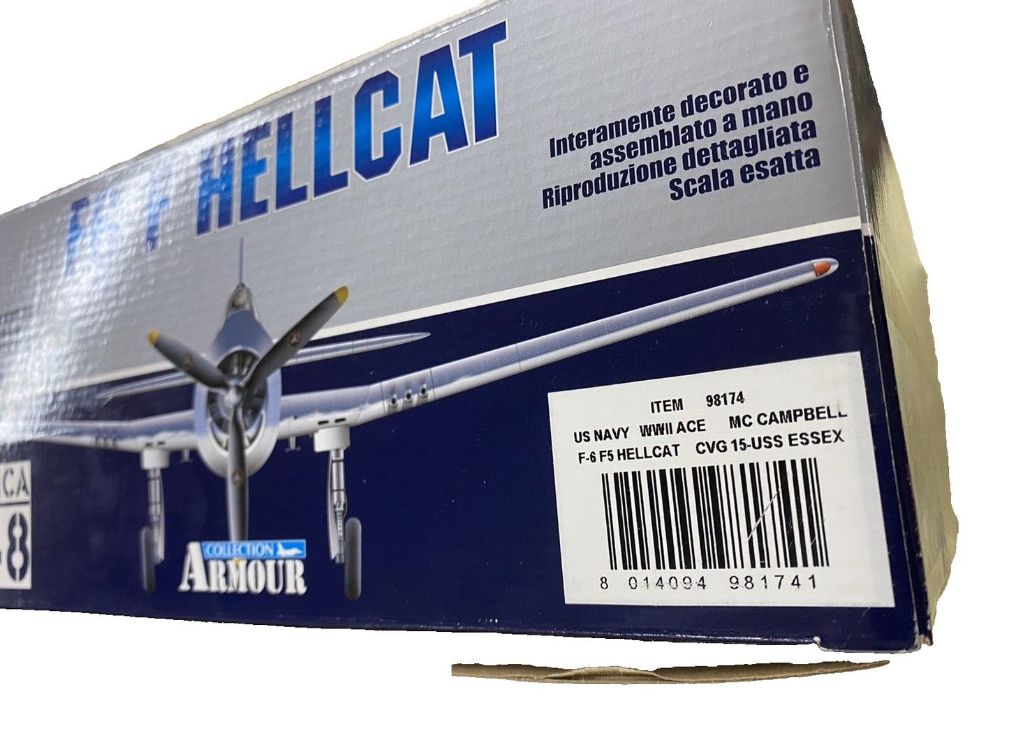 ES 309:  DIECAST ARMOURS Colllection F M 98174 U S NAVY WW II ACE F4F5 Hell CAT