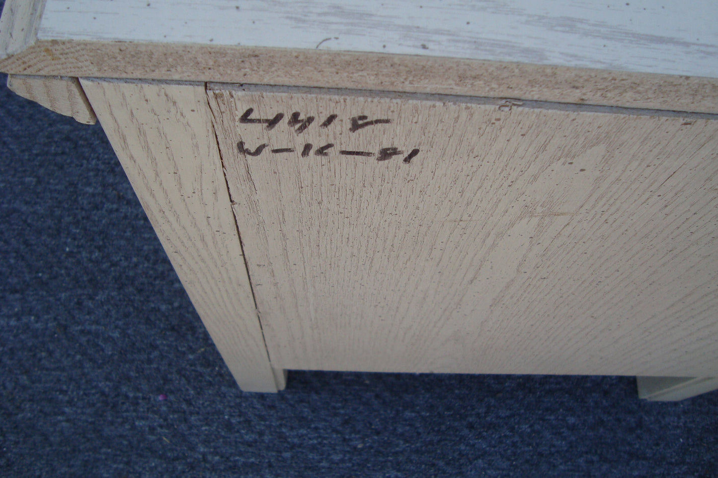 61763 Romantic Shabby Decorator  Night Stand End Table Stand