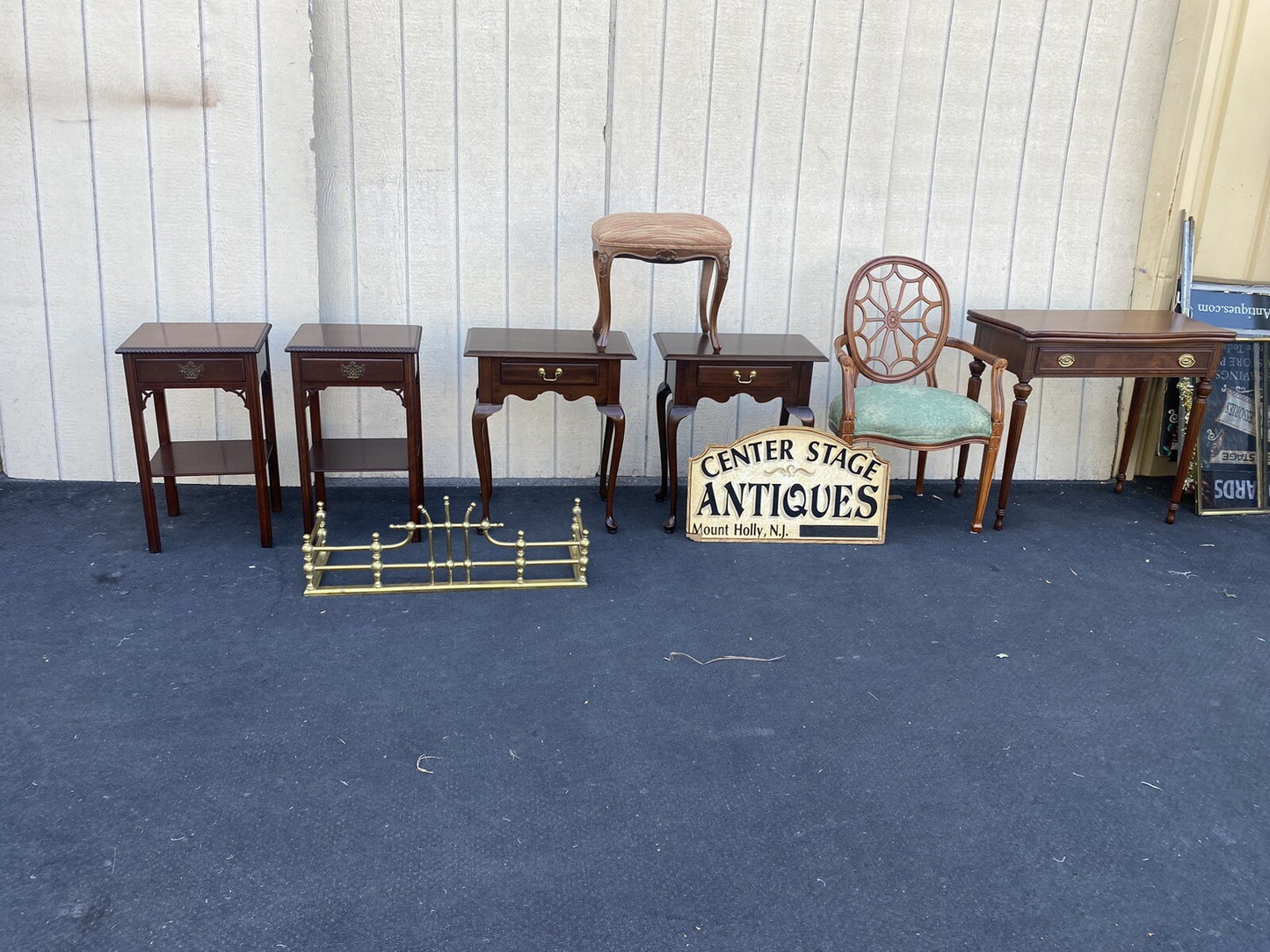 65935  French Country Louis XV window Bench Ottoman