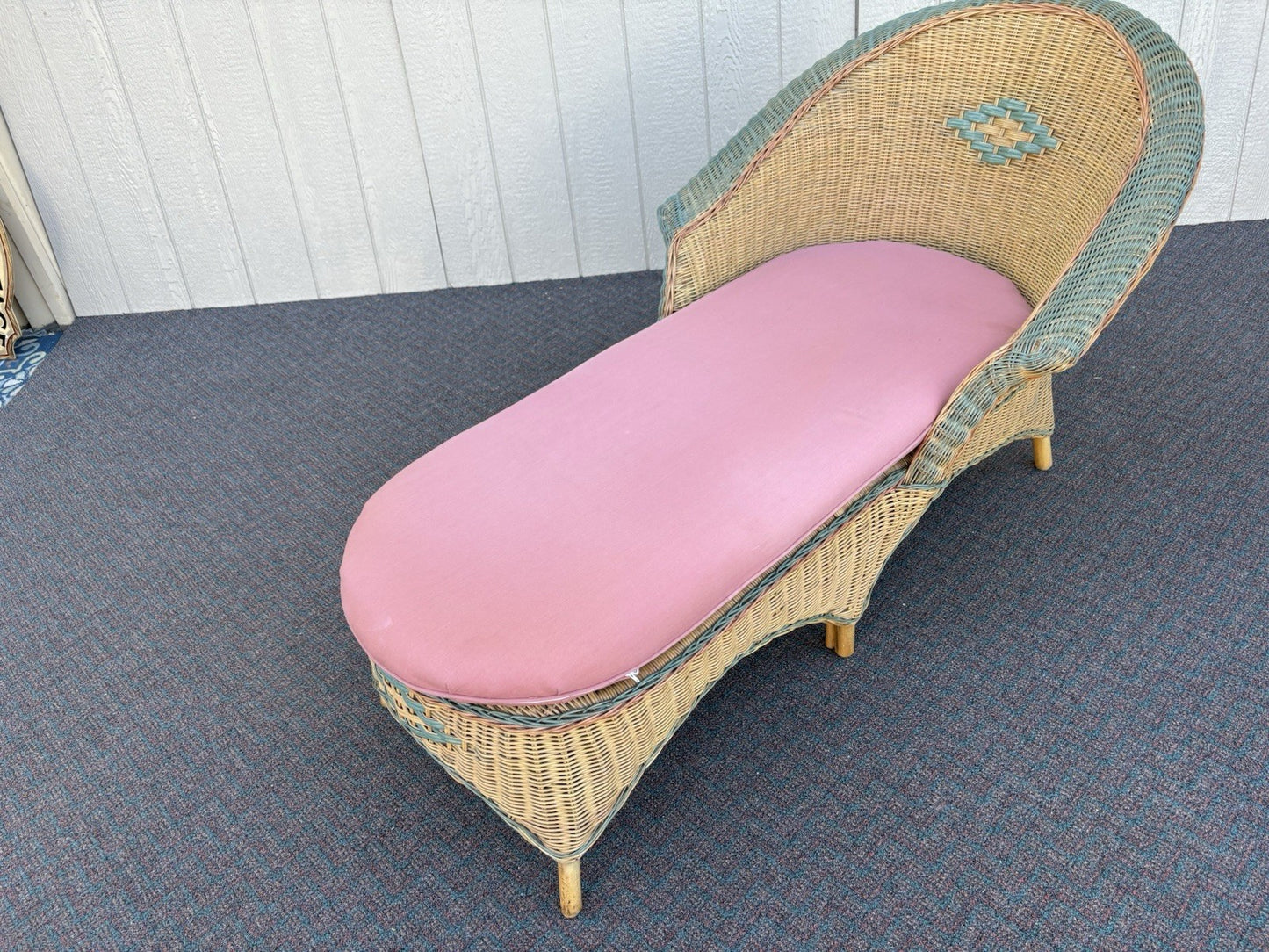 67019 Wicker  Typhoon Furniture Chaise Lounge Chair