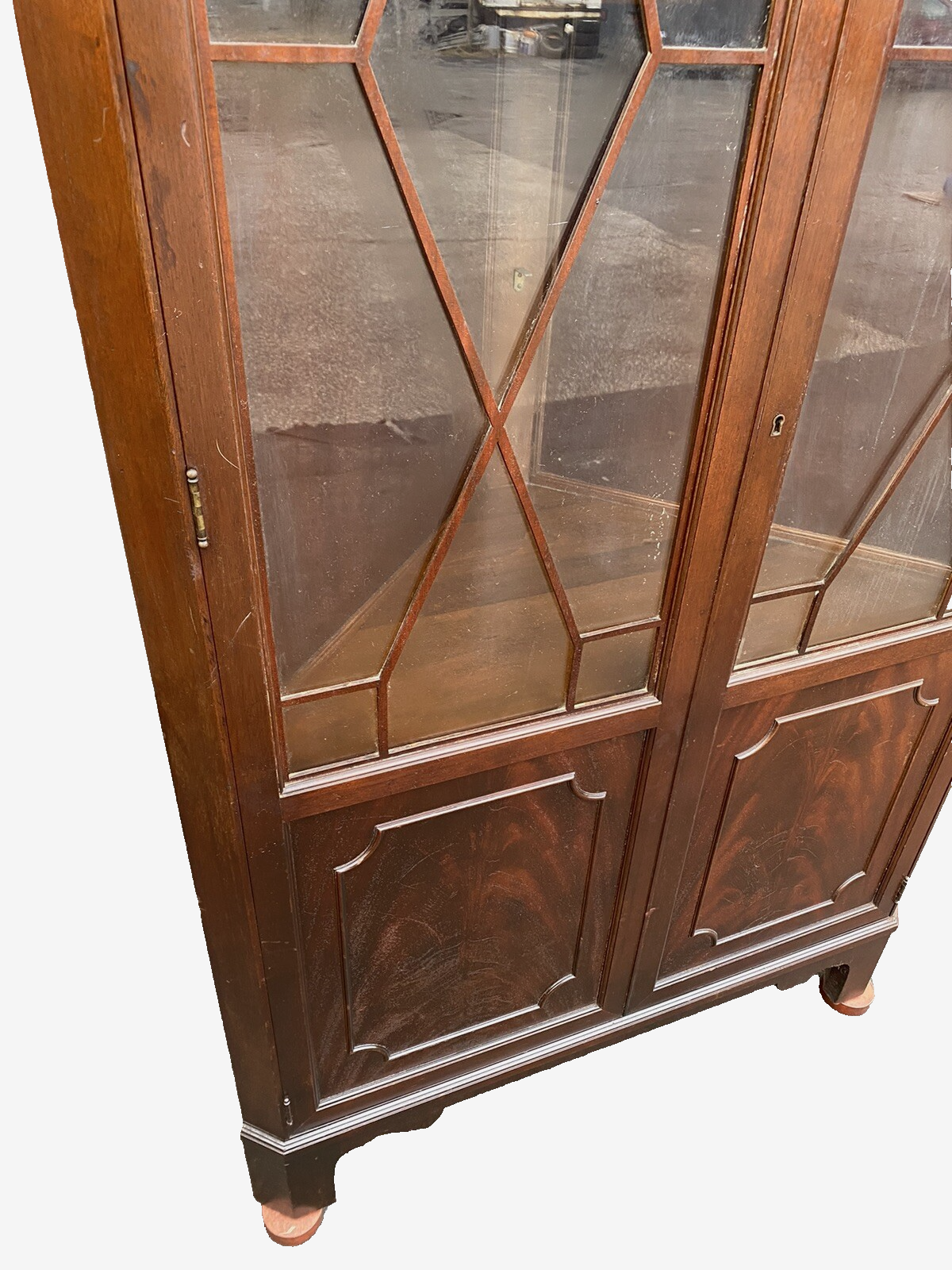 65175  Antique Mahogany Corner China Cabinet Curio