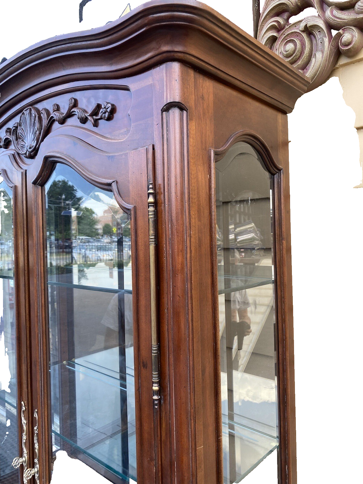 64784 Super Quality Lighted Curio China Cabinet