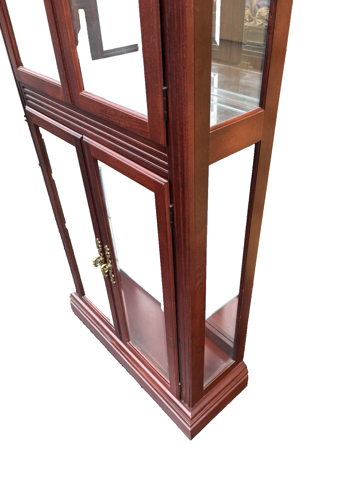 66689 Mahogany  PULASKI Furniture 4 Door Curio China Cabinet