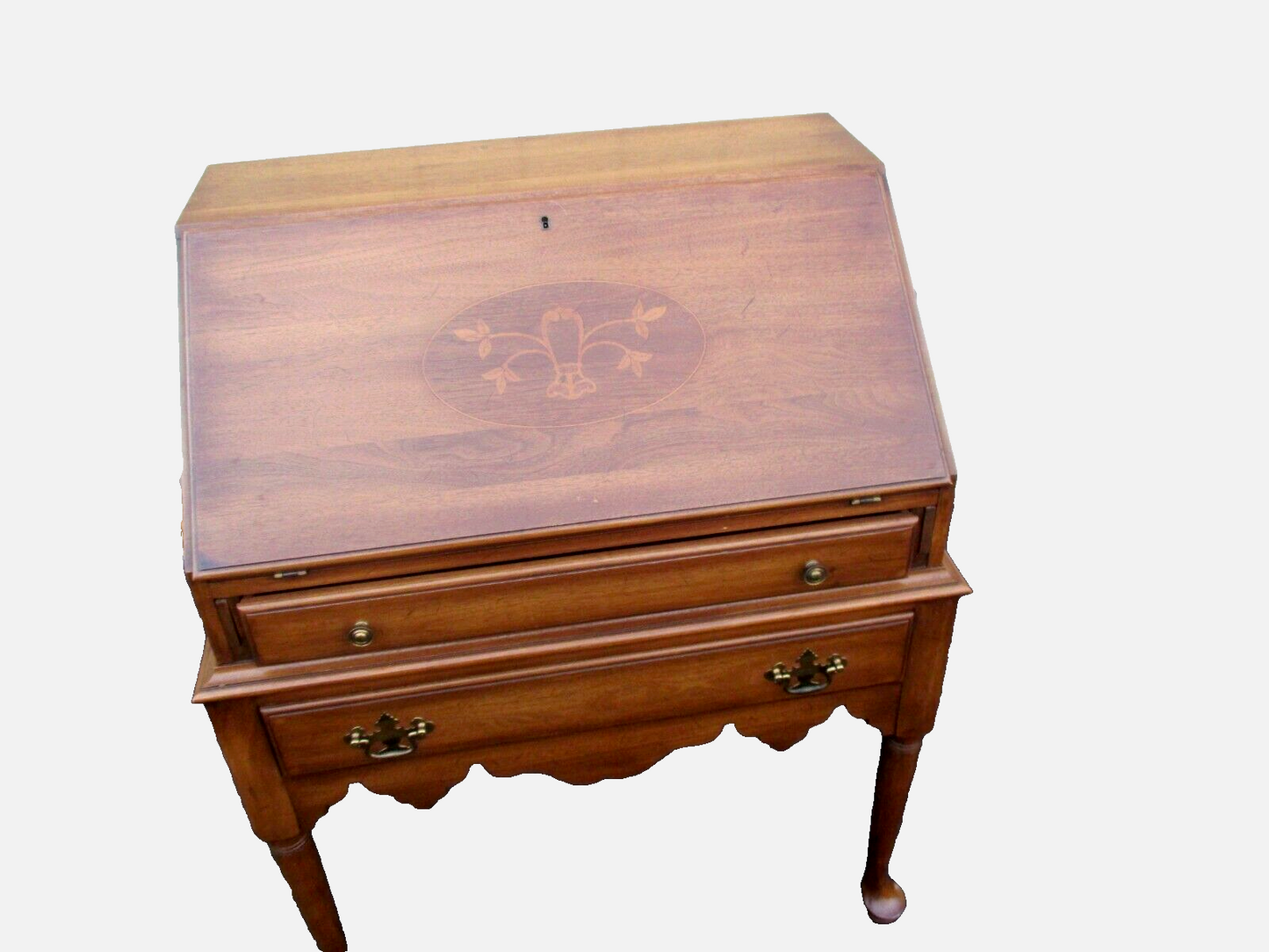 63998 Davis Furniture Inlaid Cherry Slantfront Desk