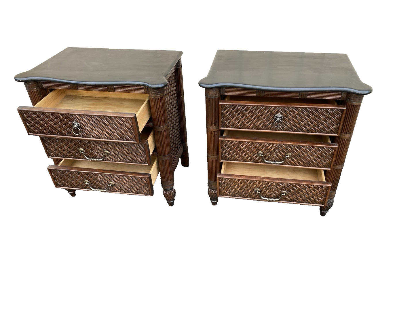 66651   Pair LEXINGTON Furniture Nightstand End Table Stand s