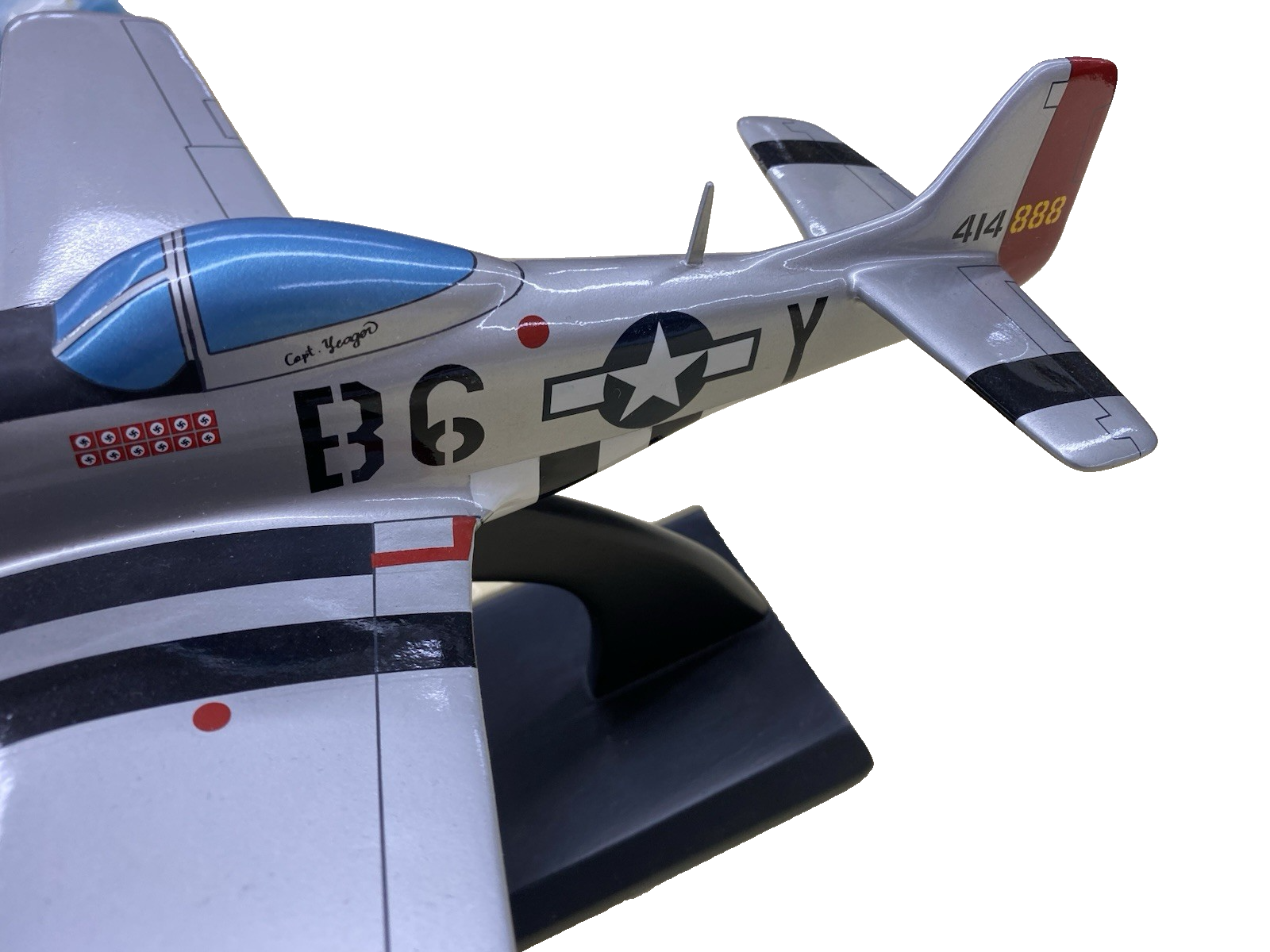 ES 222: Danbury Mint P 51 Mustang Airplane Plane