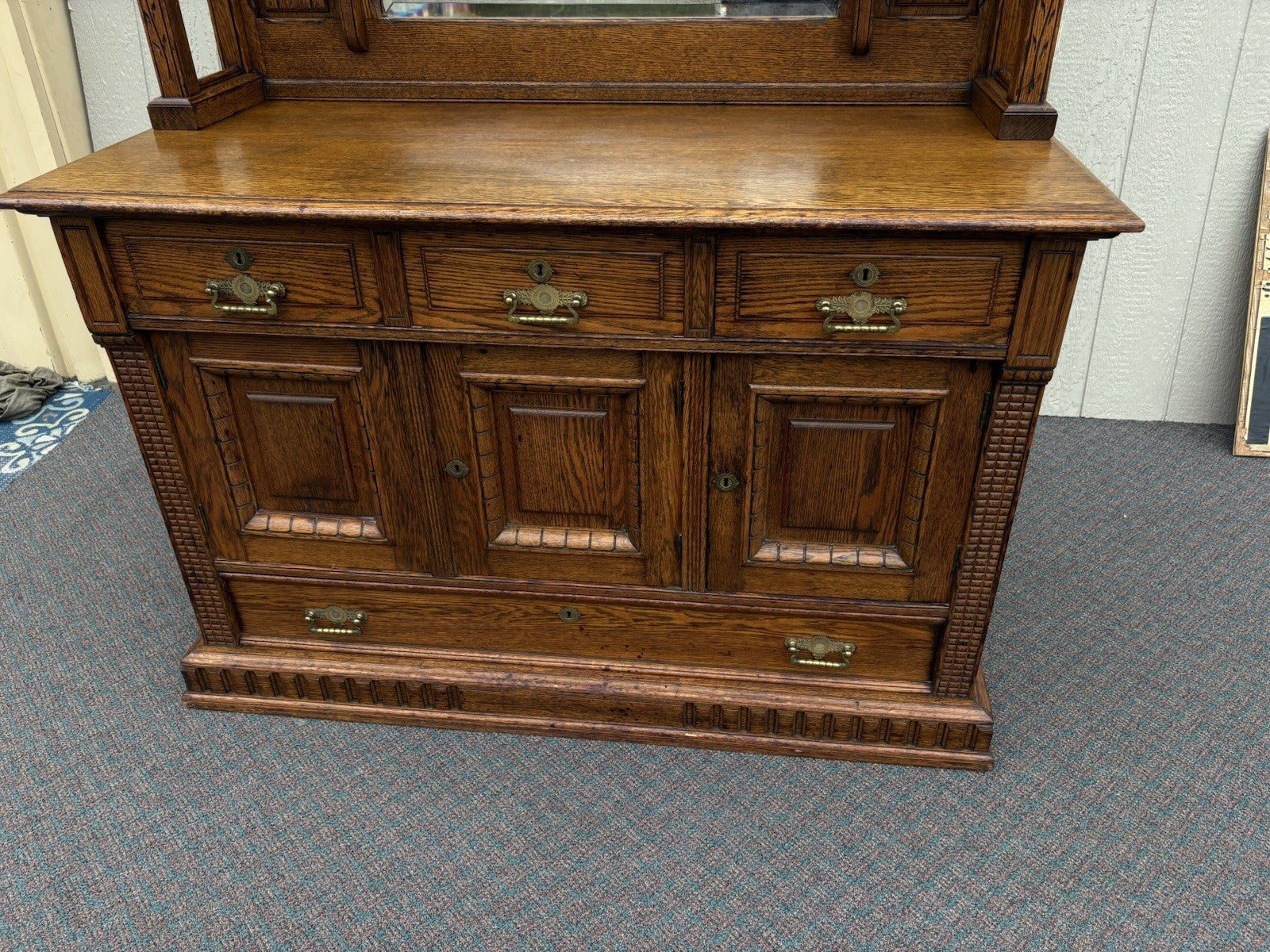 67026 Antique Victorian Oak Sideboard Buffet Cabinet