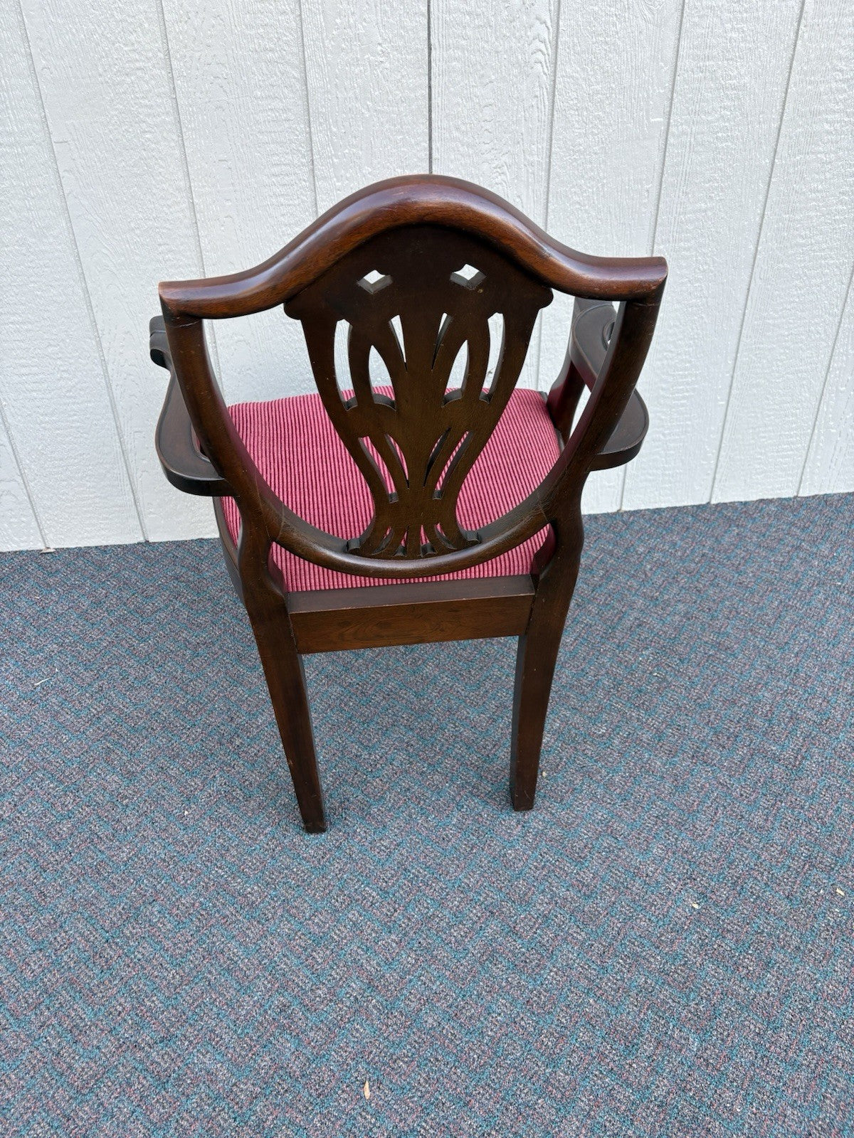 67162 Super Quality Set of 8 Mahogany Shield Back Dining Chairs