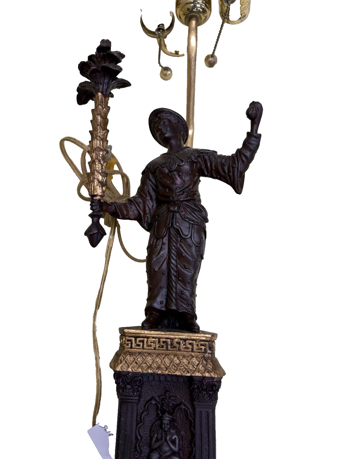 65280 QUALITY Figural Table Lamp with Shade