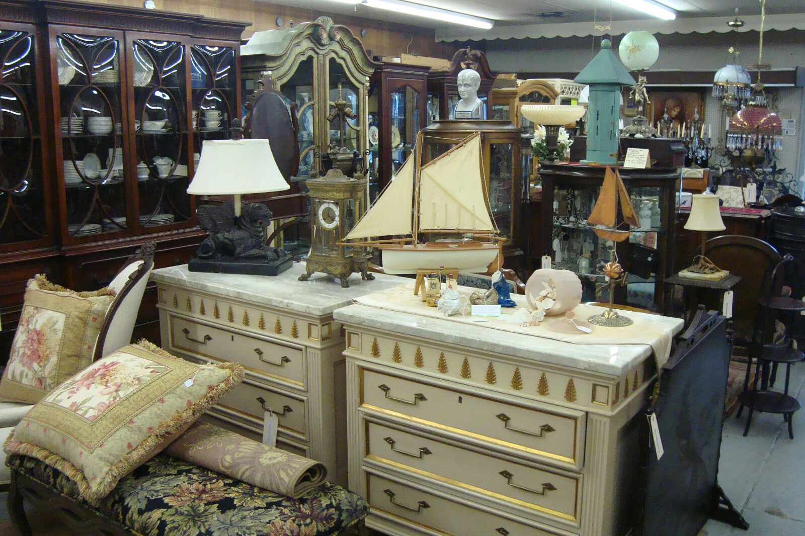 55219   Wicker Rattan Dining Kitchen Foyer Garden Table    42" Round Top 