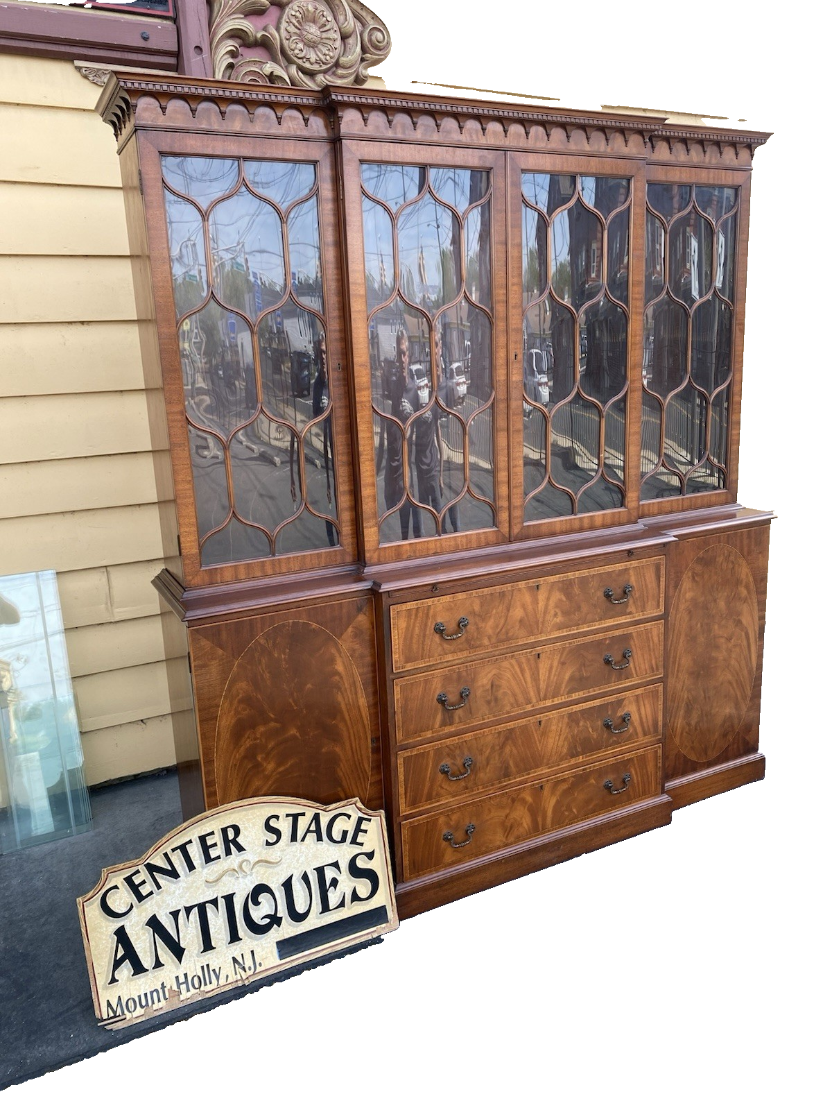 66586   QUALITY Inlaid Sacks MARLBORO MANOR  Breakfront China Cabinet