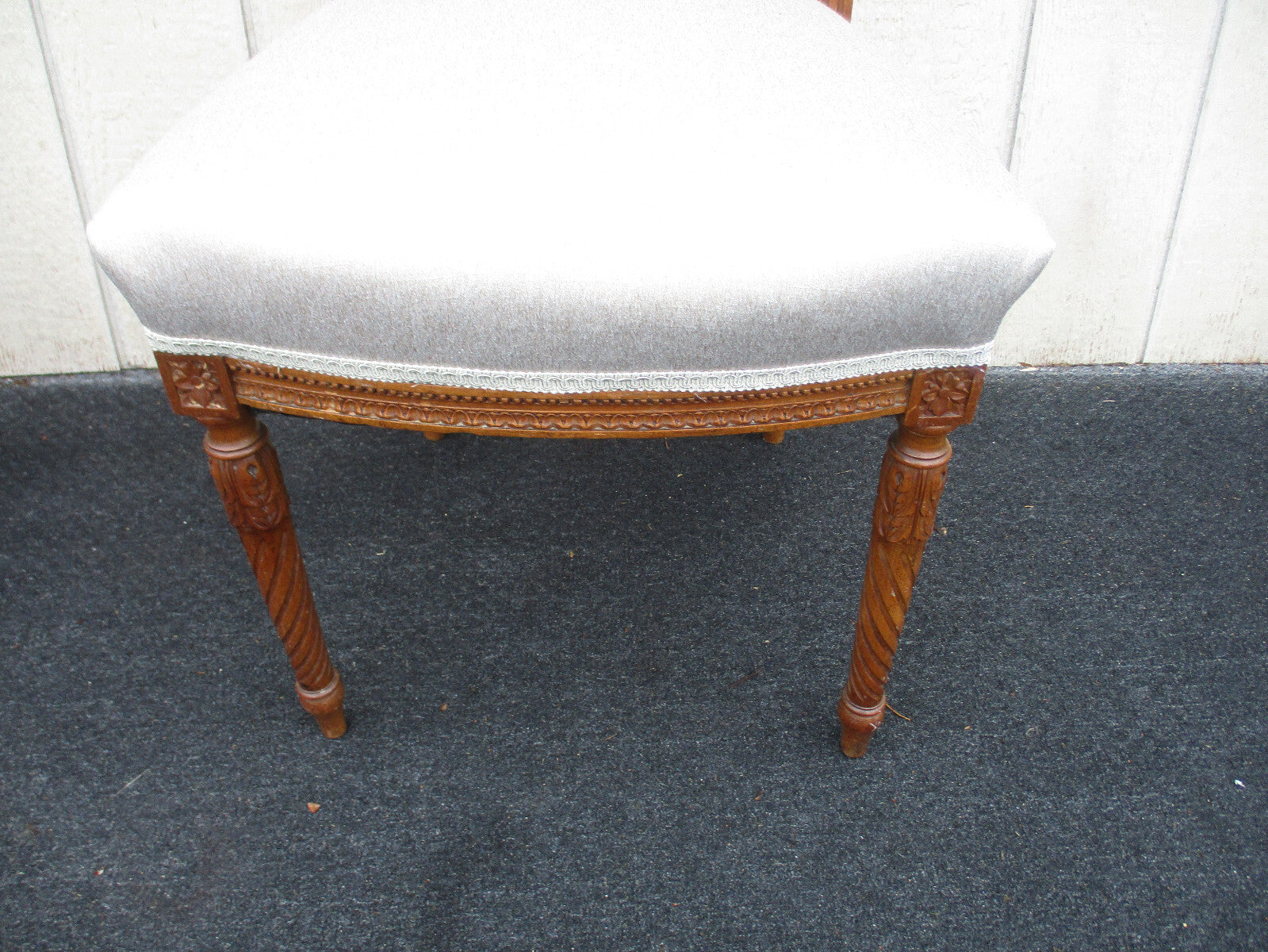 64124  Pair Hand Carved Decorator Side Chairs Chair s