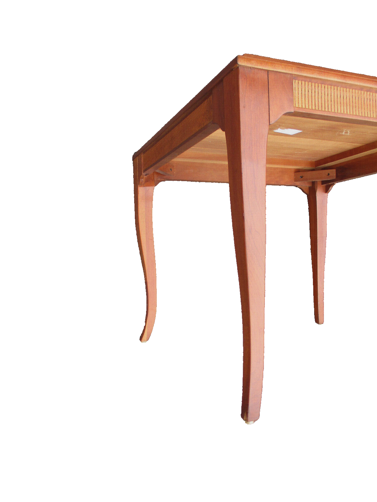 63533  ETHAN Allen Mahogany Lamp Table Stand