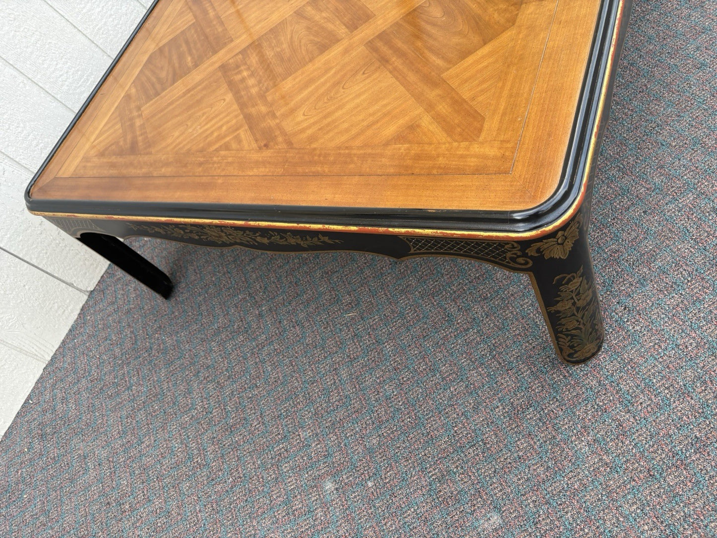 67038 Quality KINDEL Furniture Coffee Table Stand