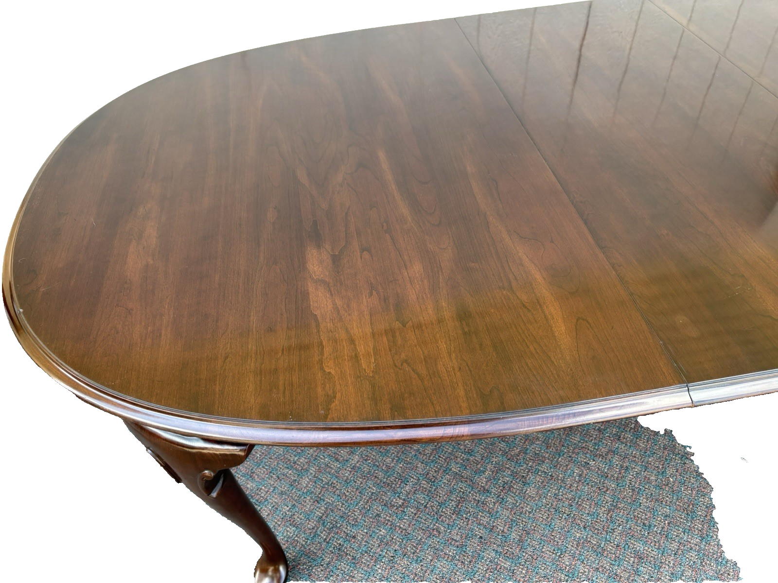 00001 ETHAN ALLEN Mahogany Dining Table with 2 Leafs