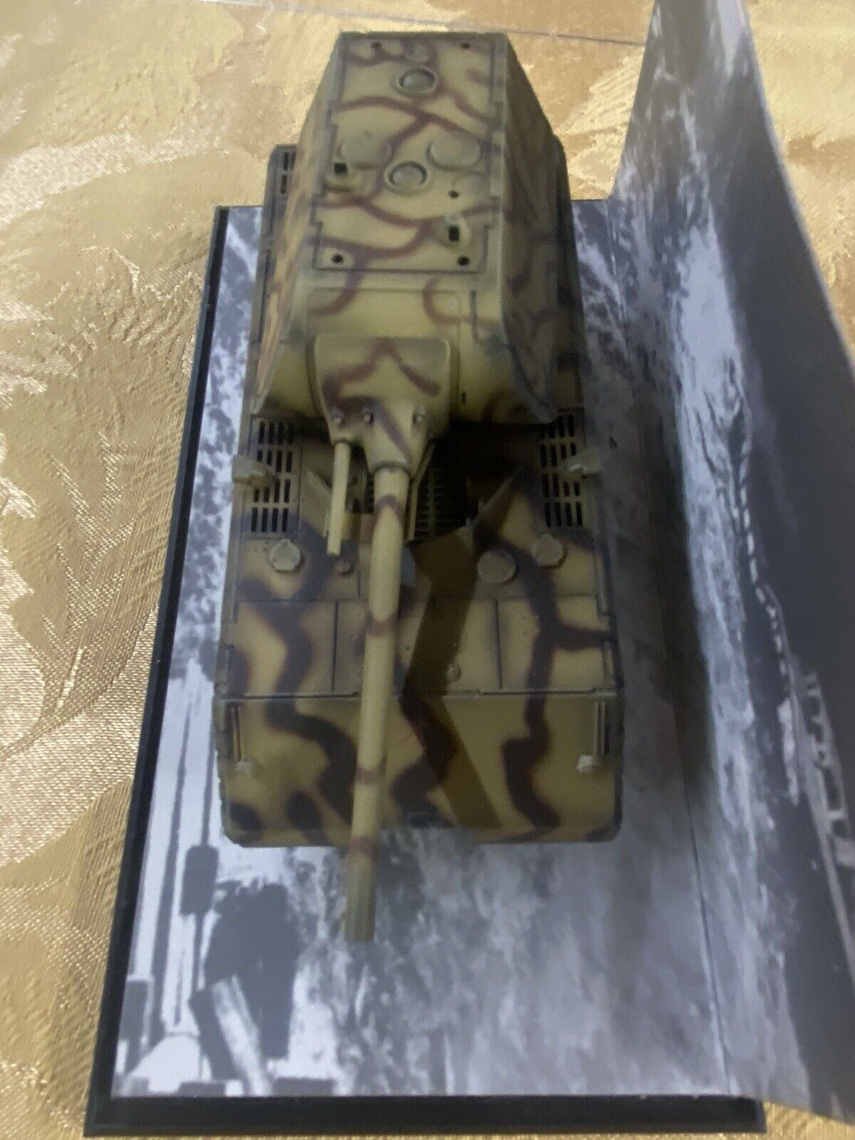 ES 47 :  Group  of  3 Military  Tanks with Show Cases  Size 7" x 3 1/2" x 3"H