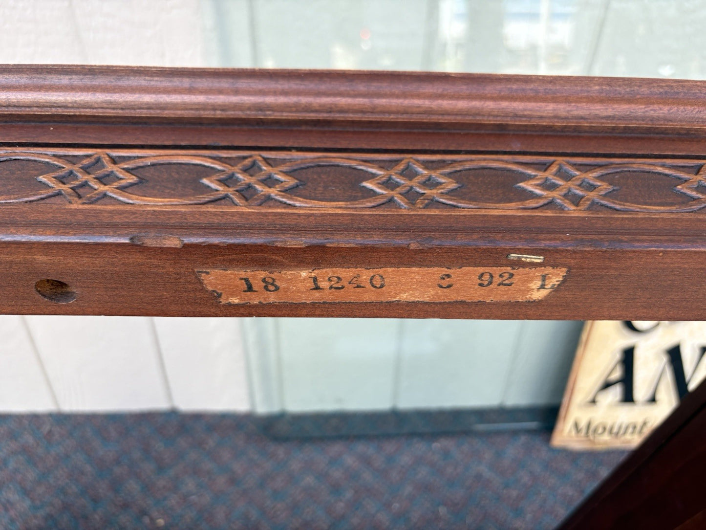 63903 Solid Mahogany Chippendale Glass Top Coffee Table Stand