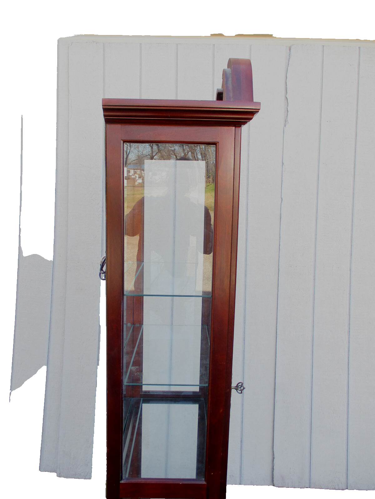 64556    PULASKI Furniture Curio China Cabinet